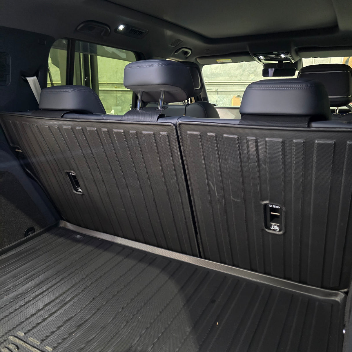 SAVAGE REAR SEAT PROTECTION COVERS DENZA B5 2026+