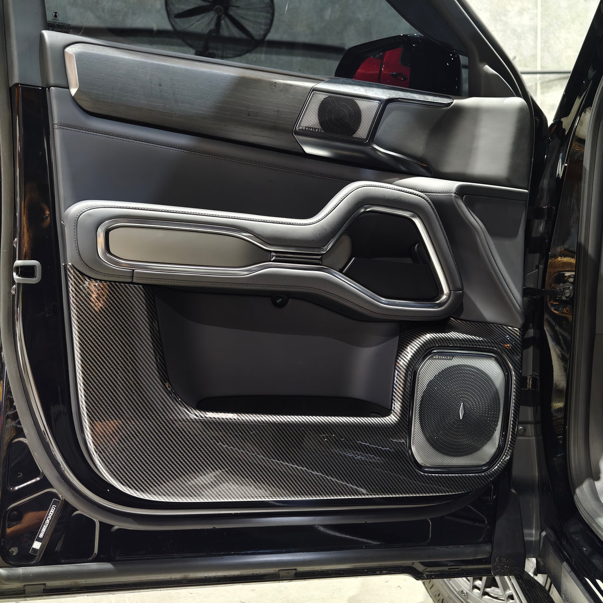 CARBON SERIES DOOR CARD SCUFF PROTECTORS  DENZA B8 2026+