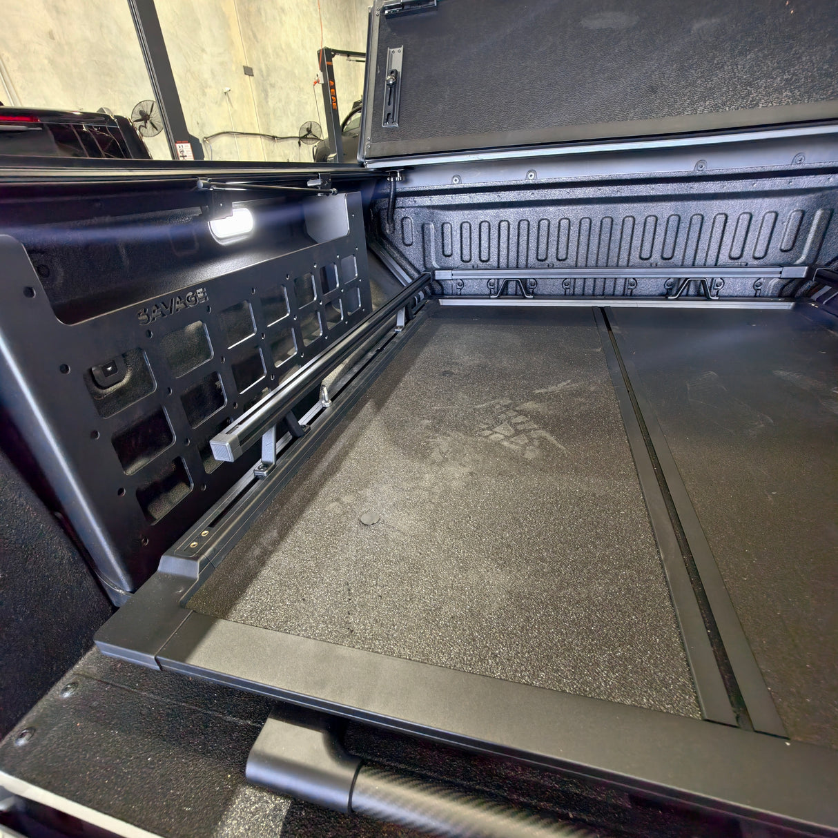 SAVAGE TECH MOLLE SIDE STORAGE FOR BYD SHARK