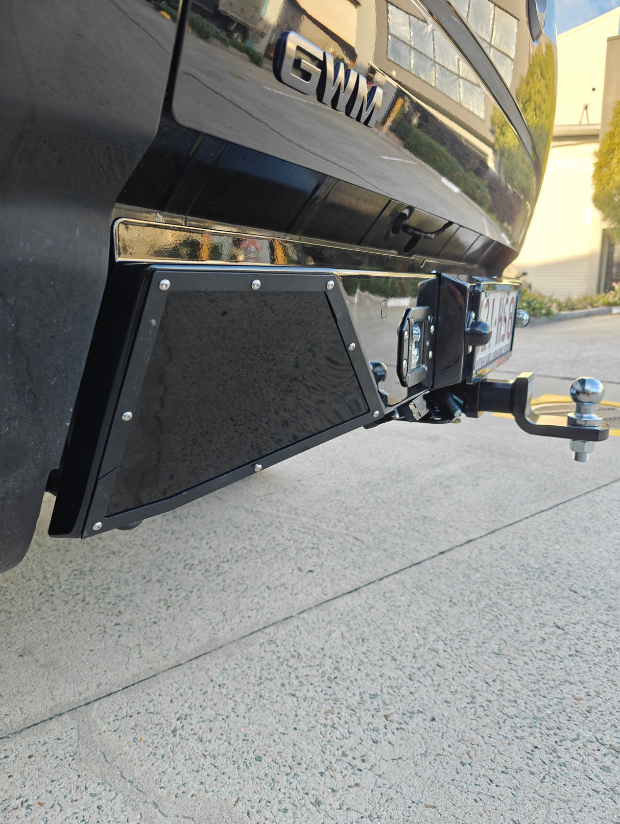 GWM CANNON SAVAGE VERT REAR BAR WITH TOW BAR