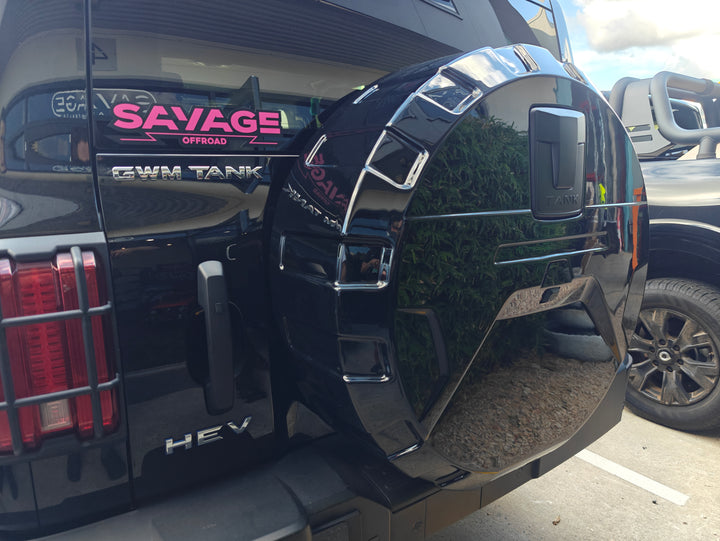 TANK 300 TYRE COVER GLOSS BLACK WITH BLACK LOGO