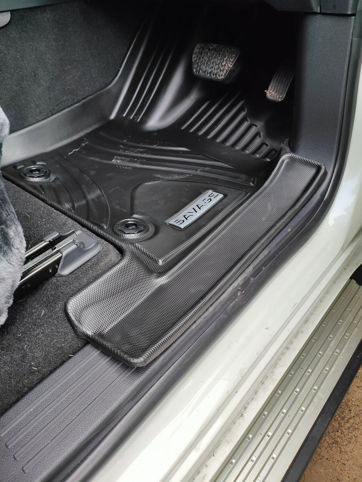TOYOTA LANDCRUISER LC300 3D MOULDED FLOOR MATS FOR LAND CRUISER