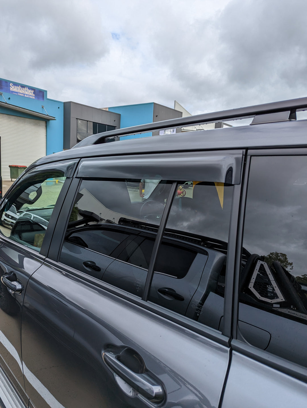 TOYOTA LC300 WEATHER SHIELDS TINTED